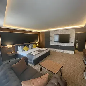 Otel Uk